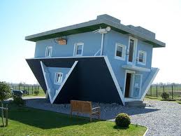 Flipping a House Image